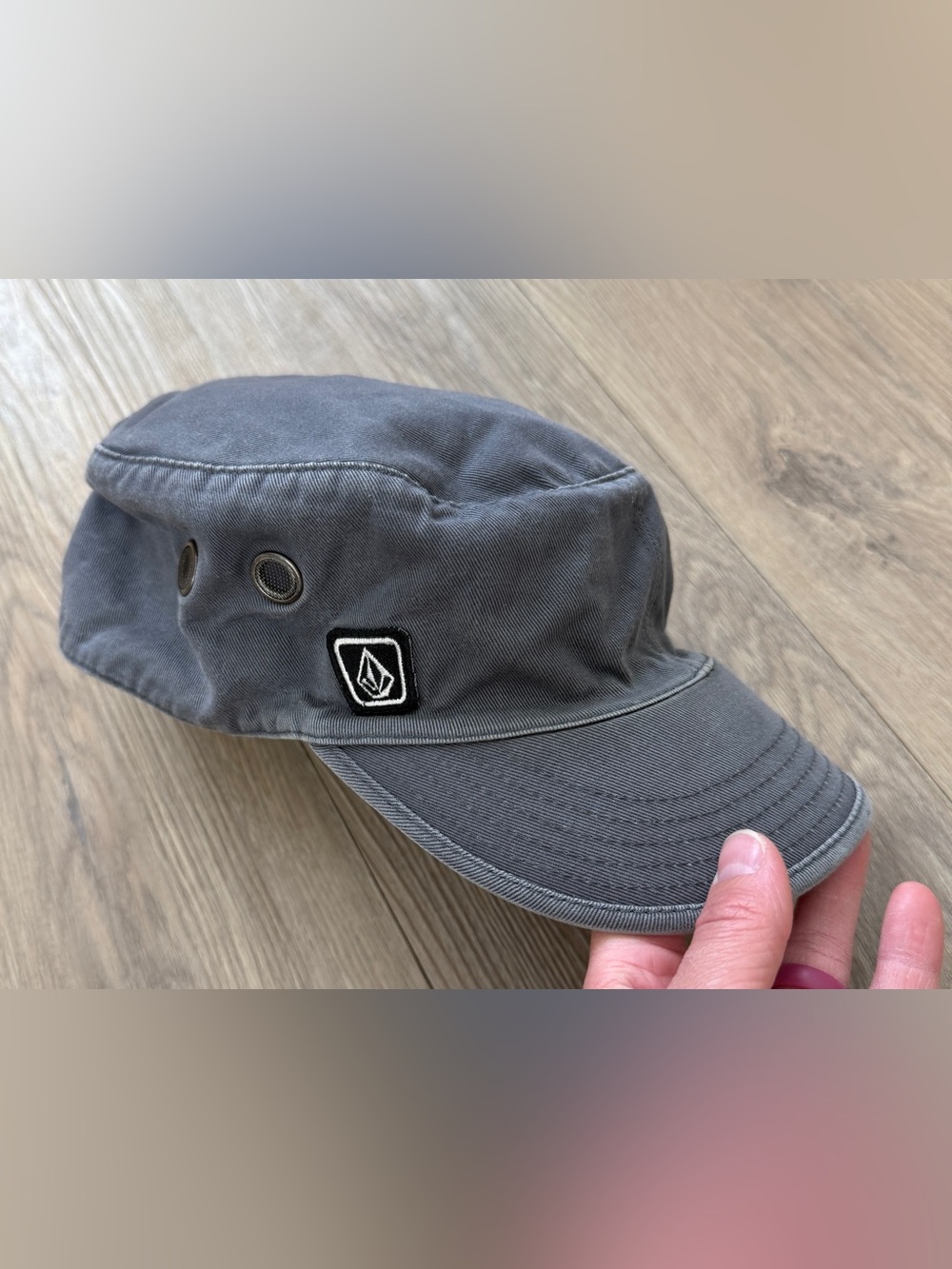 Volcom Scout Men’s Vintage Gray Cotton Military Cap Hat Size S RARE Y2K